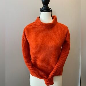 Everlane 60% Alpaca Orange Mock Turtleneck Cropped Sweater size XXS